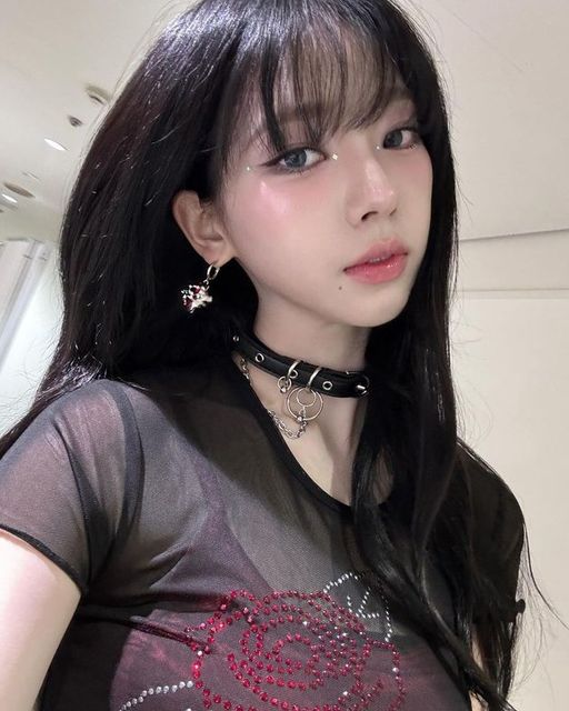 g_s_p_spek_bidadari_potret_karina_aespa_di_backstage_smtown_live_tokyo_yang_bikin_jatuh_cinta_karina_aespa-20240228-006-non_fotografer_kly